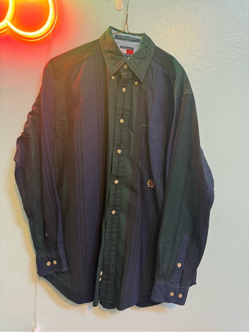 Tommy Hilfiger Men’s Dark Green & Navy Vertical Stripe Button-Down Shirt